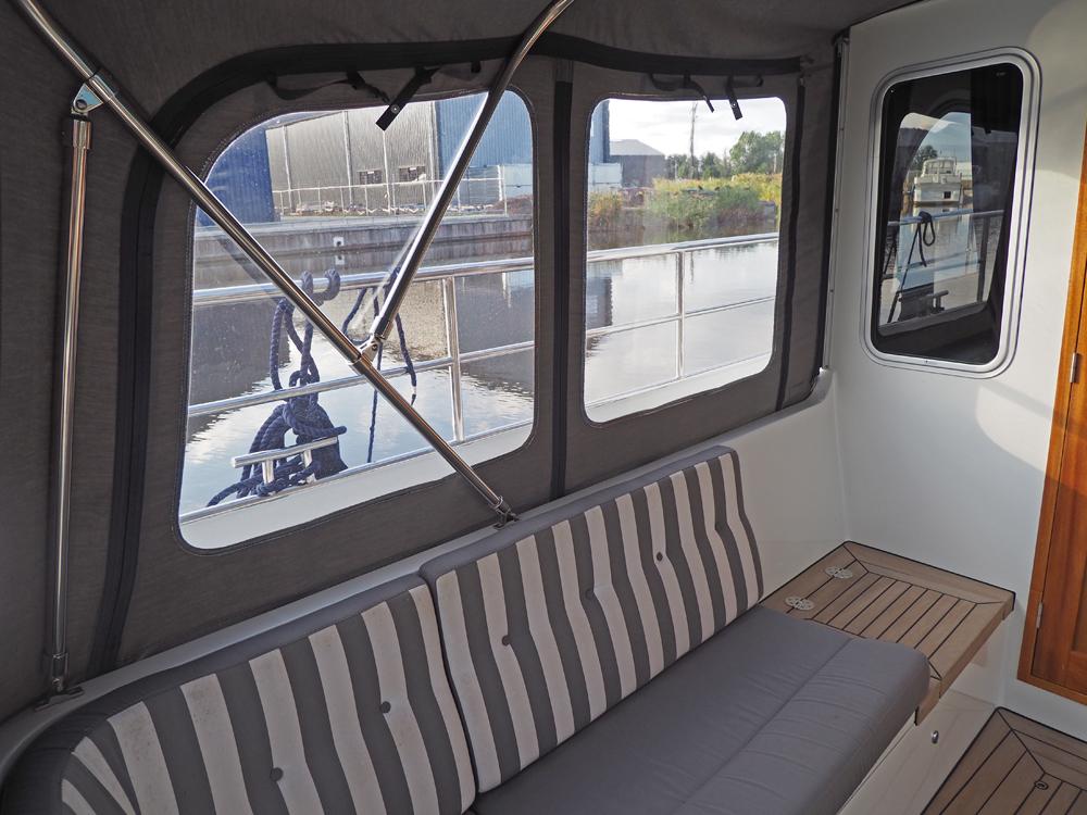 picture Deck equipment